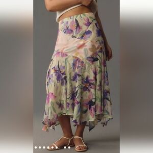 Anthroplogie Asymmetrial painterly Flora Midi shirt